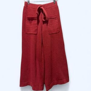 Red knit pants no tag